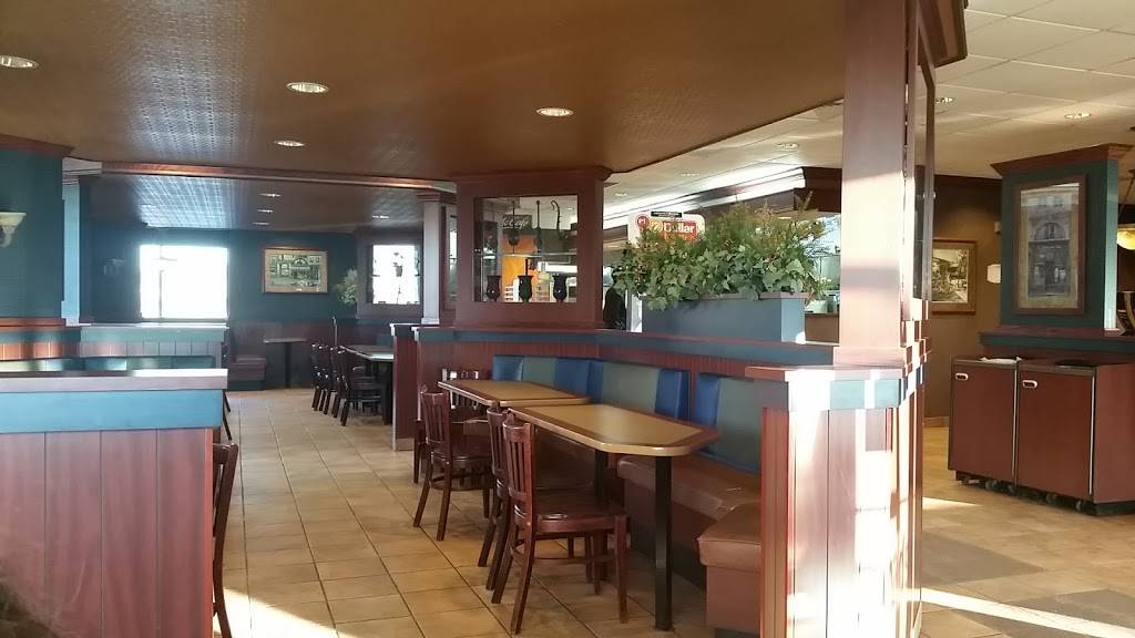 McDonalds | cafe | 18695 W Bluemound Rd, Brookfield, WI 53045, USA | 2627979977 OR +1 262-797-9977