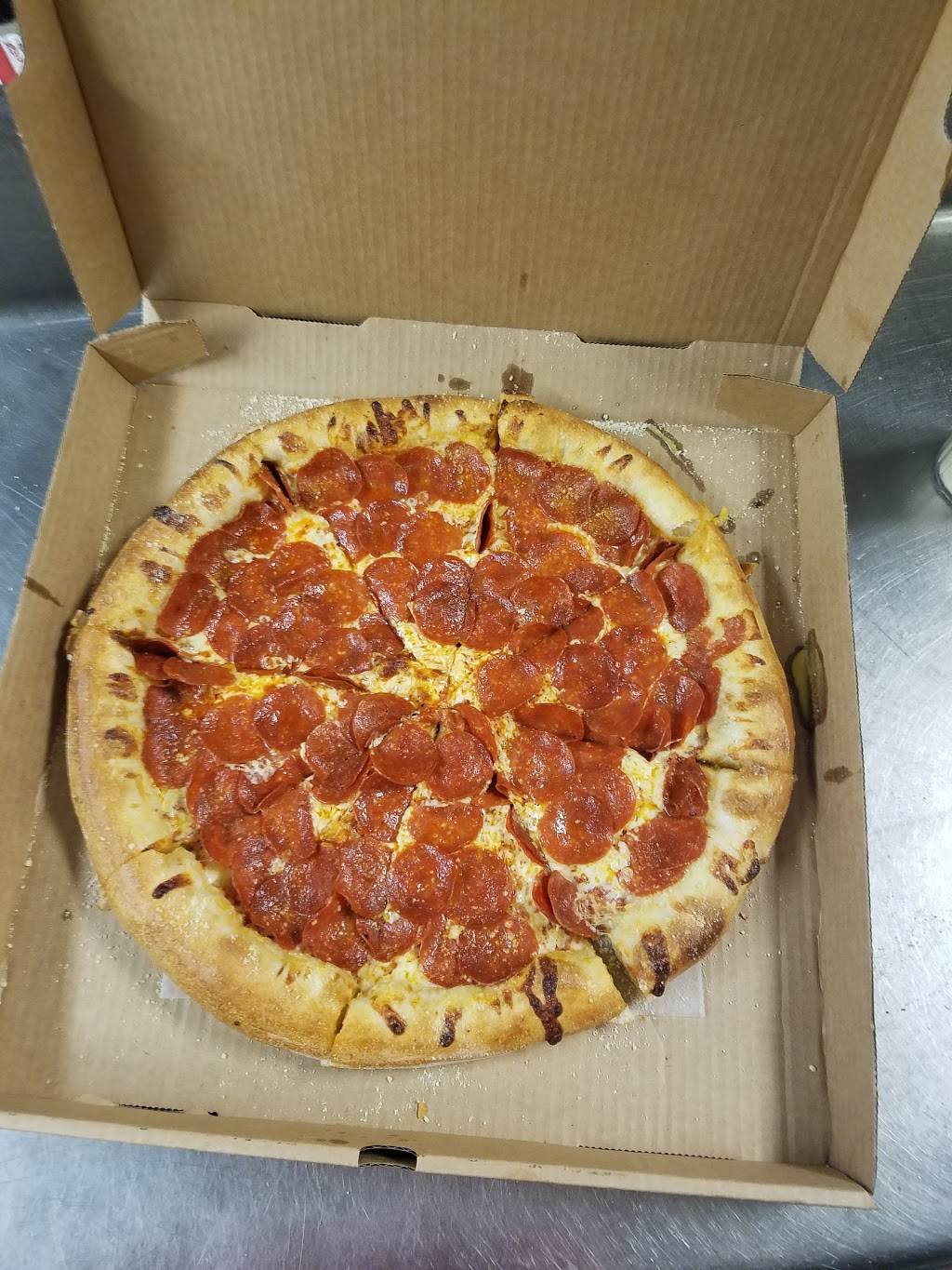 Foxy Fox Pizza | restaurant | 5878 E Lake Pkwy, McDonough, GA 30253, USA | 6785831158 OR +1 678-583-1158