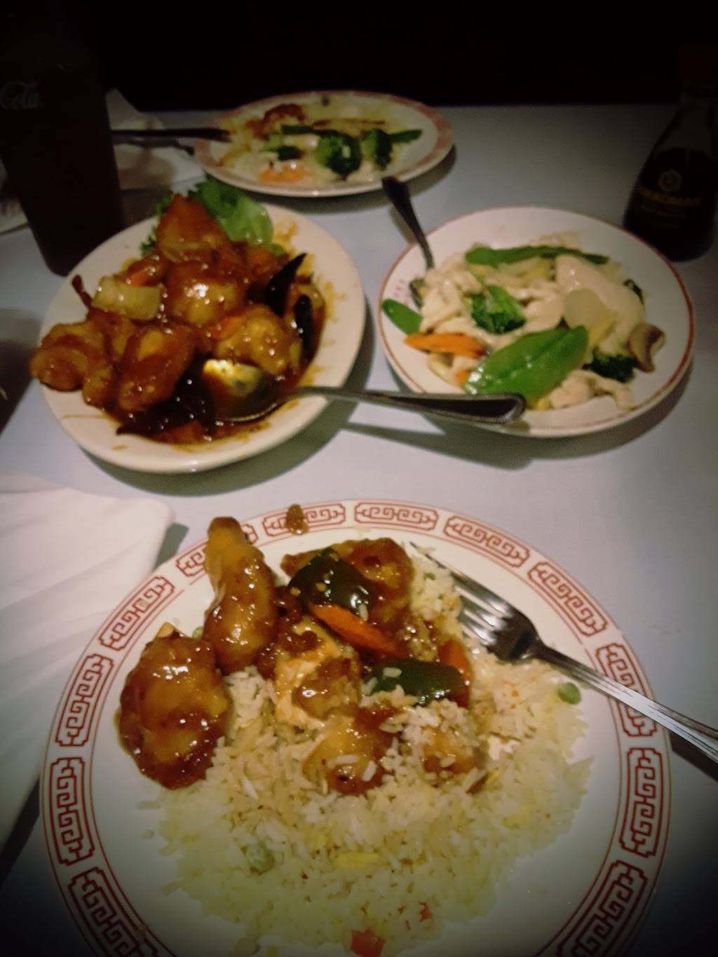 Yen Ching Chinese Restaurant | restaurant | 406 S Green River Rd, Evansville, IN 47715, USA | 8124740181 OR +1 812-474-0181