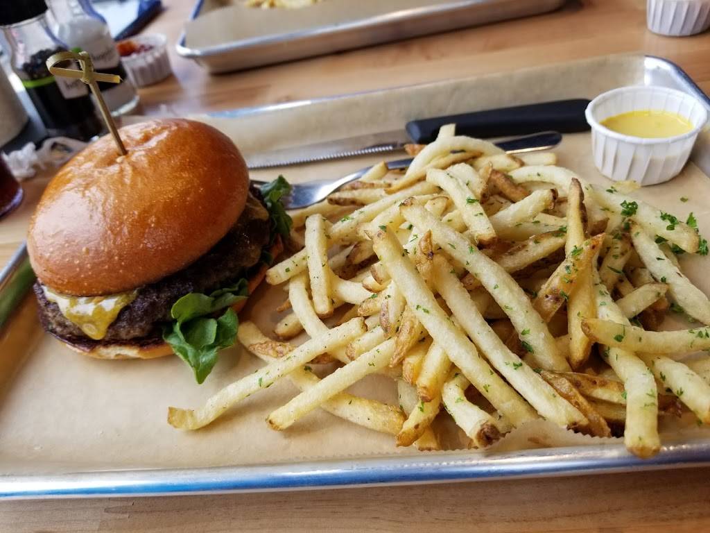 Hopdoddy Burger Bar | restaurant | 6 Cooper St, Memphis, TN 38104, USA | 9016545100 OR +1 901-654-5100