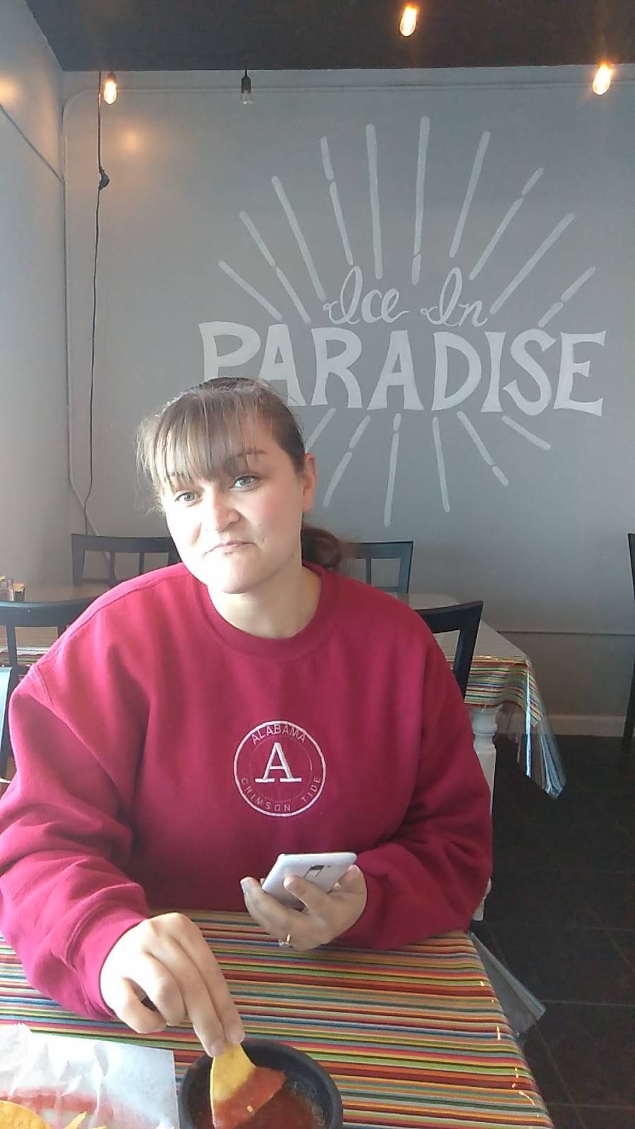 Ice In Paradise | restaurant | 11245 AL-20, Florence, AL 35633, USA | 2562753108 OR +1 256-275-3108