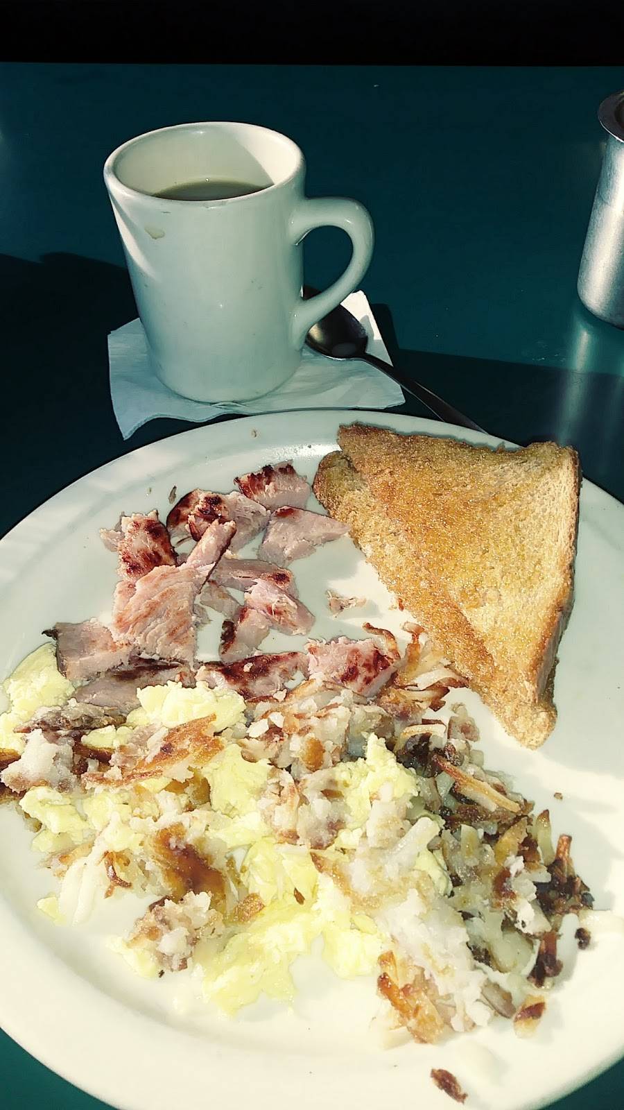 Heritage Restaurant | restaurant | 4551 S Broadway St, Wichita, KS 67216, USA | 3165247495 OR +1 316-524-7495