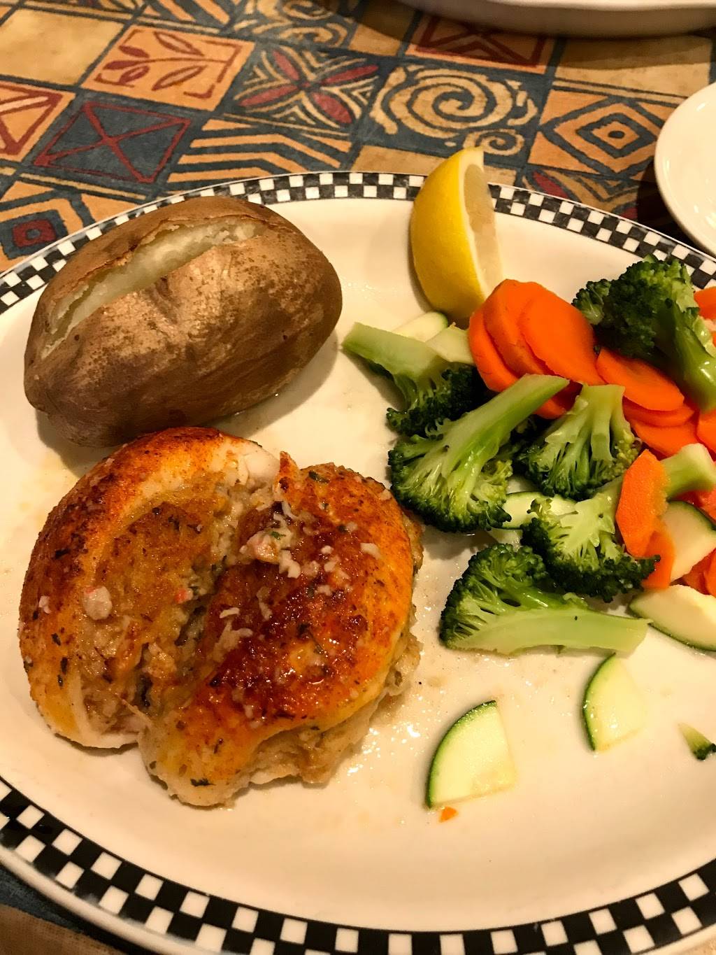 Catfish Annies | restaurant | 116 Commack Rd, Commack, NY 11725, USA | 6314995131 OR +1 631-499-5131