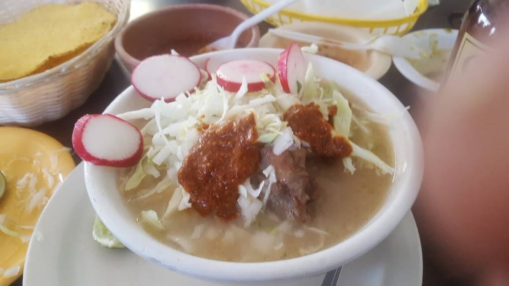 Las Brisas Restaurant & Ostioneria | restaurant | 719 E First St A, Santa Ana, CA 92701, USA | 7149731655 OR +1 714-973-1655