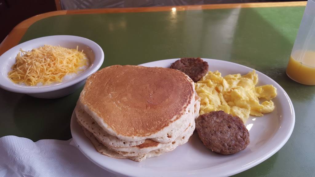 The Ultimate Omelet House | restaurant | 1435 S Ridgewood Ave, Daytona Beach, FL 32114, USA | 3862552006 OR +1 386-255-2006