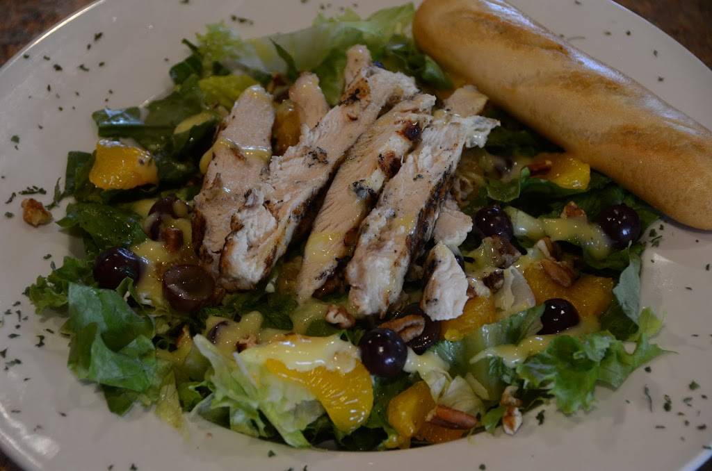 Cinder’s Charcoal Grill | restaurant | 2369 W Wisconsin Ave, Appleton, WI 54911, USA | 9207380116 OR +1 920-738-0116