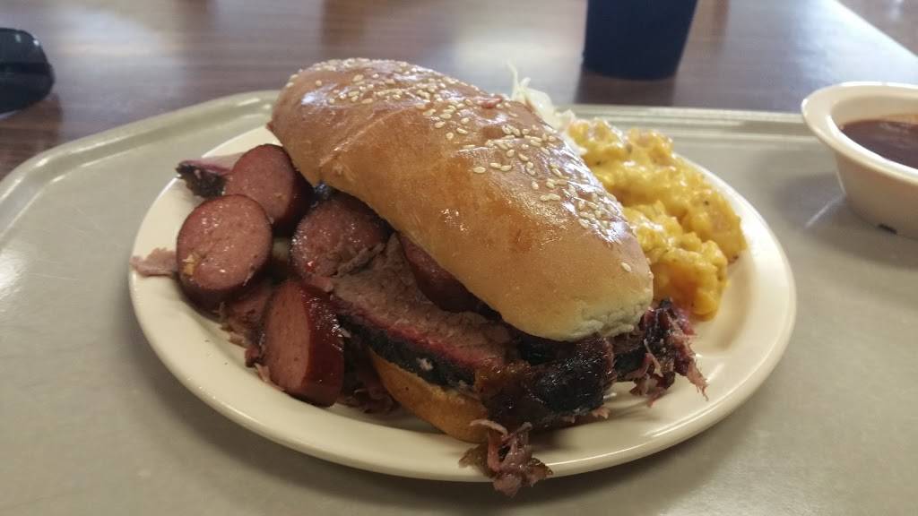 Texas Smokehouse Bar-B-Que | restaurant | 800 E Arapaho Rd # 101, Richardson, TX 75081, USA | 9726991521 OR +1 972-699-1521