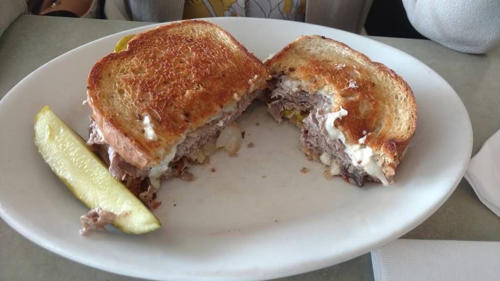 Olive Branch Family Restaurant | restaurant | 2343 Union Rd, West Seneca, NY 14224, USA | 7166560517 OR +1 716-656-0517