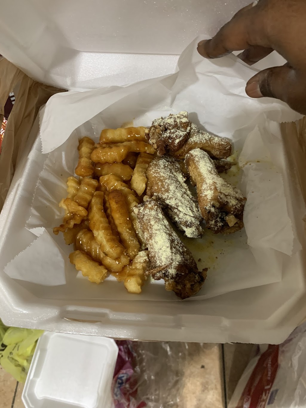 The Food Dealer | restaurant | 18410 Desert Marigold Dr, Houston, TX 77073, USA | 2815416376 OR +1 281-541-6376