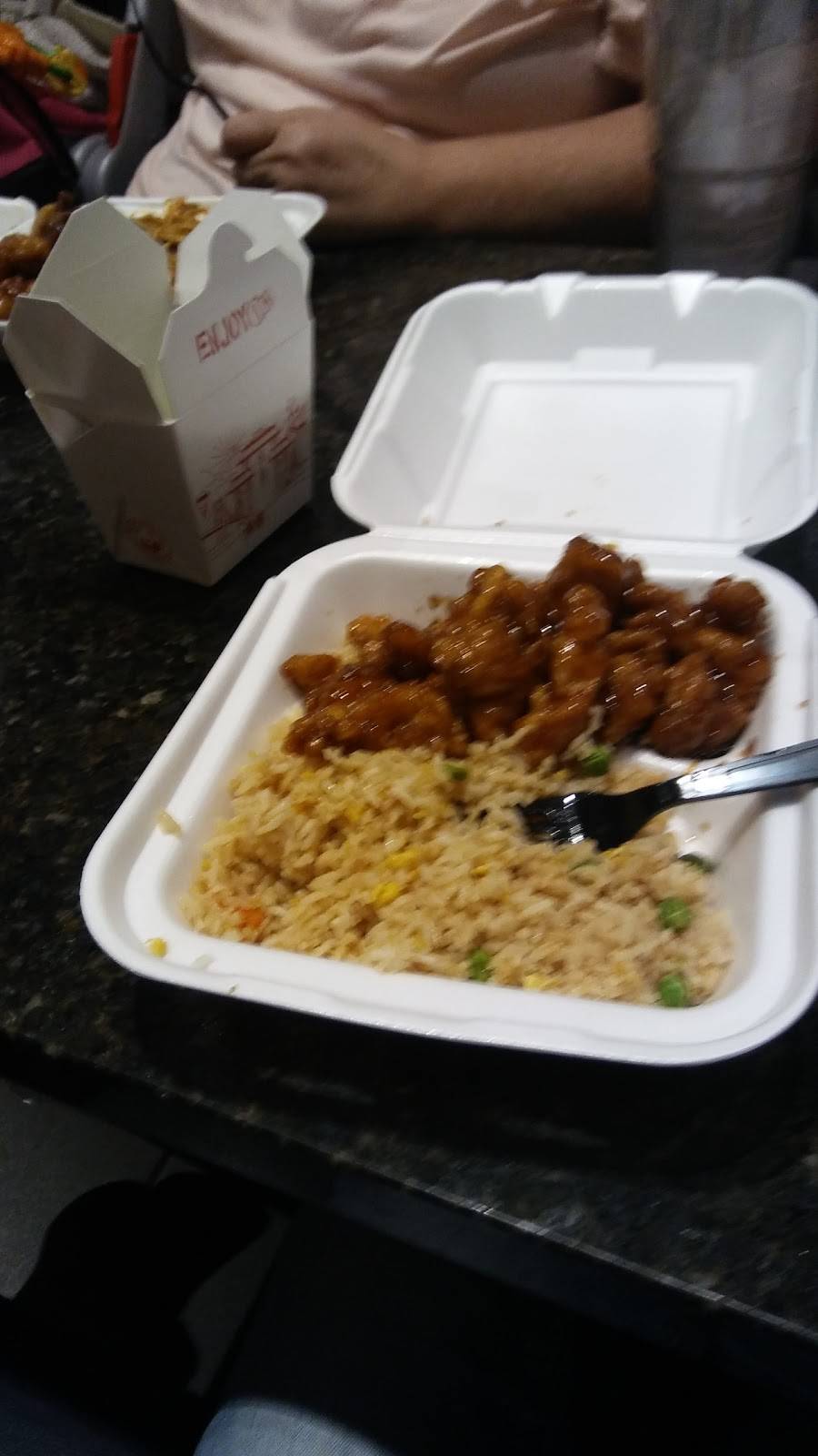 Peppers Chicken & Fish | restaurant | 1125 E Hudson St, Columbus, OH 43211, USA | 6142686699 OR +1 614-268-6699