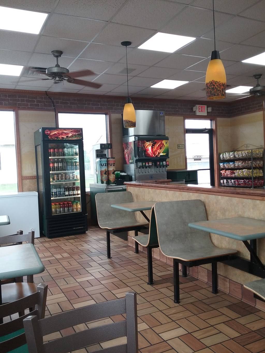 Subway Restaurants | restaurant | 233 Rankin Ave, Dunlap, TN 37327, USA | 4239492227 OR +1 423-949-2227