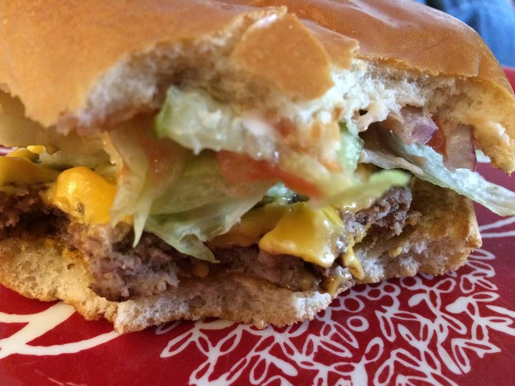 Wendys | restaurant | 1312 Johnson Ferry Rd, Marietta, GA 30068, USA | 7705657150 OR +1 770-565-7150