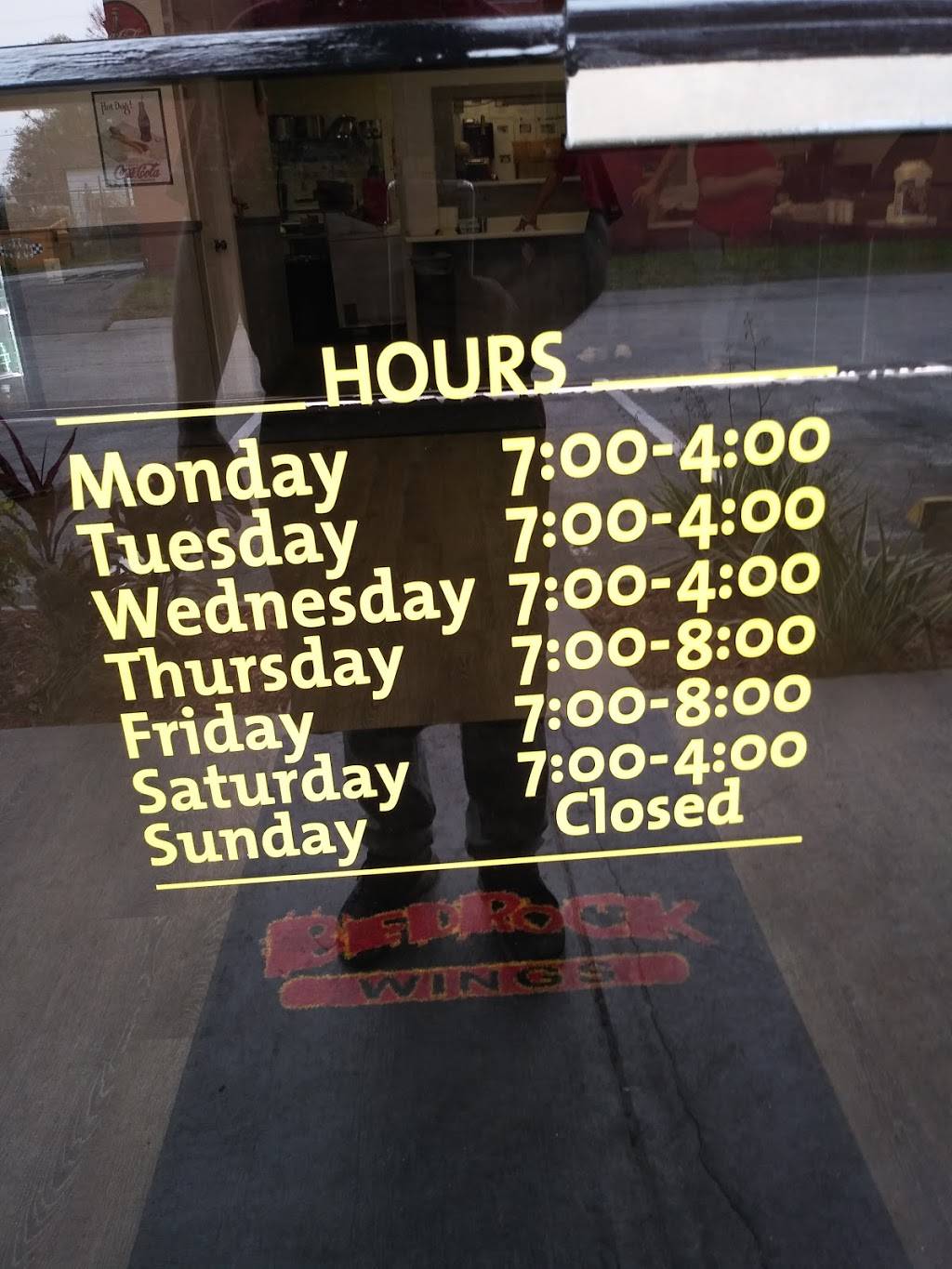 Bedrock Wings of Lakeland | restaurant | 4836 US-92, Lakeland, FL 33801, USA | 8636033292 OR +1 863-603-3292