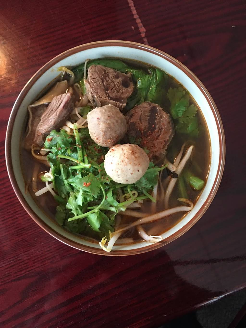 Maguro House | restaurant | 29 East Central Street, Franklin, MA 02038, USA | 5085208899 OR +1 508-520-8899