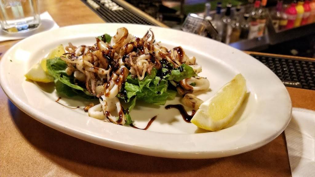 Bella Luna Cafe | meal delivery | 3826, 3826, 731 N Dearborn St, Chicago, IL 60654, USA | 3127512552 OR +1 312-751-2552