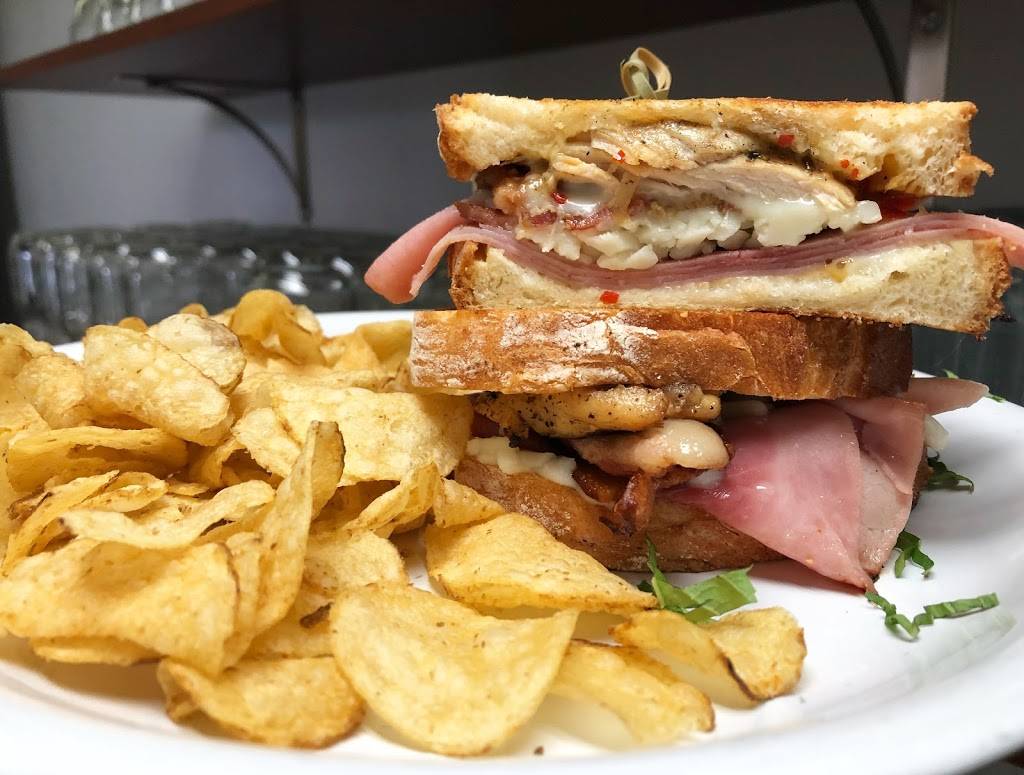 The Draw | restaurant | 3338 Country Club Rd G, Valdosta, GA 31605, USA | 2295884996 OR +1 229-588-4996