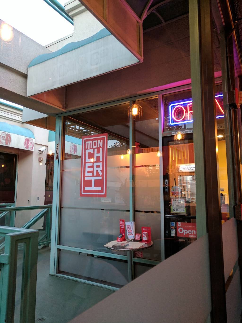 Bistro Mon Cheri | restaurant | 950 East Colorado Boulevard #204 second floor, Pasadena, CA 91106, USA | 6267871323 OR +1 626-787-1323