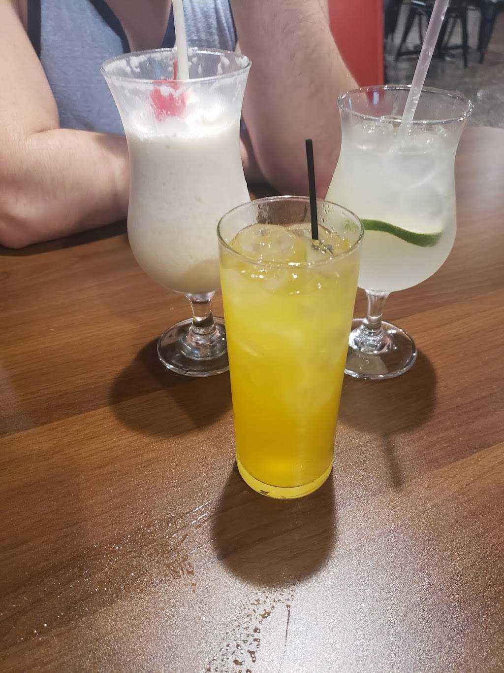 Grillers Puerto Rico Restaurant | restaurant | 2295 E Irlo Bronson Memorial Hwy, Kissimmee, FL 34744, USA | 4079544545 OR +1 407-954-4545