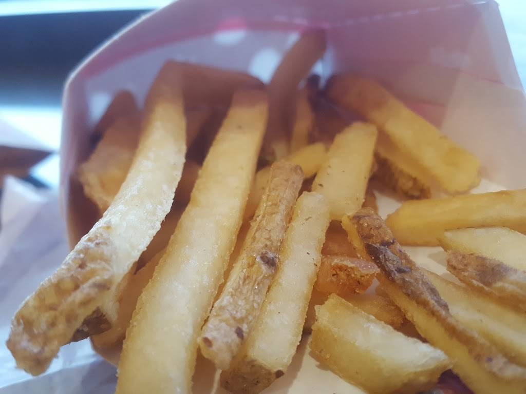 Wendys | restaurant | 1178 N Litchfield Rd, Goodyear, AZ 85395, USA | 6239355532 OR +1 623-935-5532