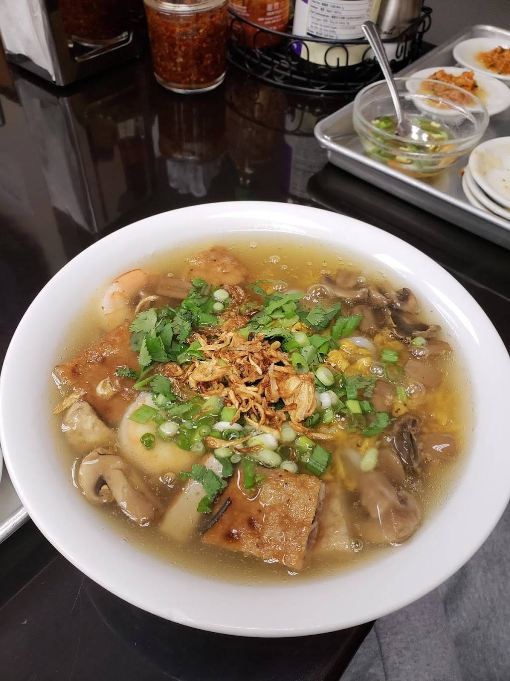 Thuy Nguyen Cafe | restaurant | 100 W Pioneer Pkwy ste 100b, Arlington, TX 76010, USA | 6822524101 OR +1 682-252-4101