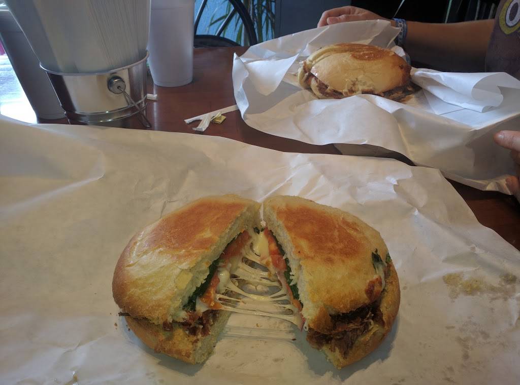 The Milk Bar | meal takeaway | 710 S Carrollton Ave, New Orleans, LA 70118, USA | 5043093310 OR +1 504-309-3310