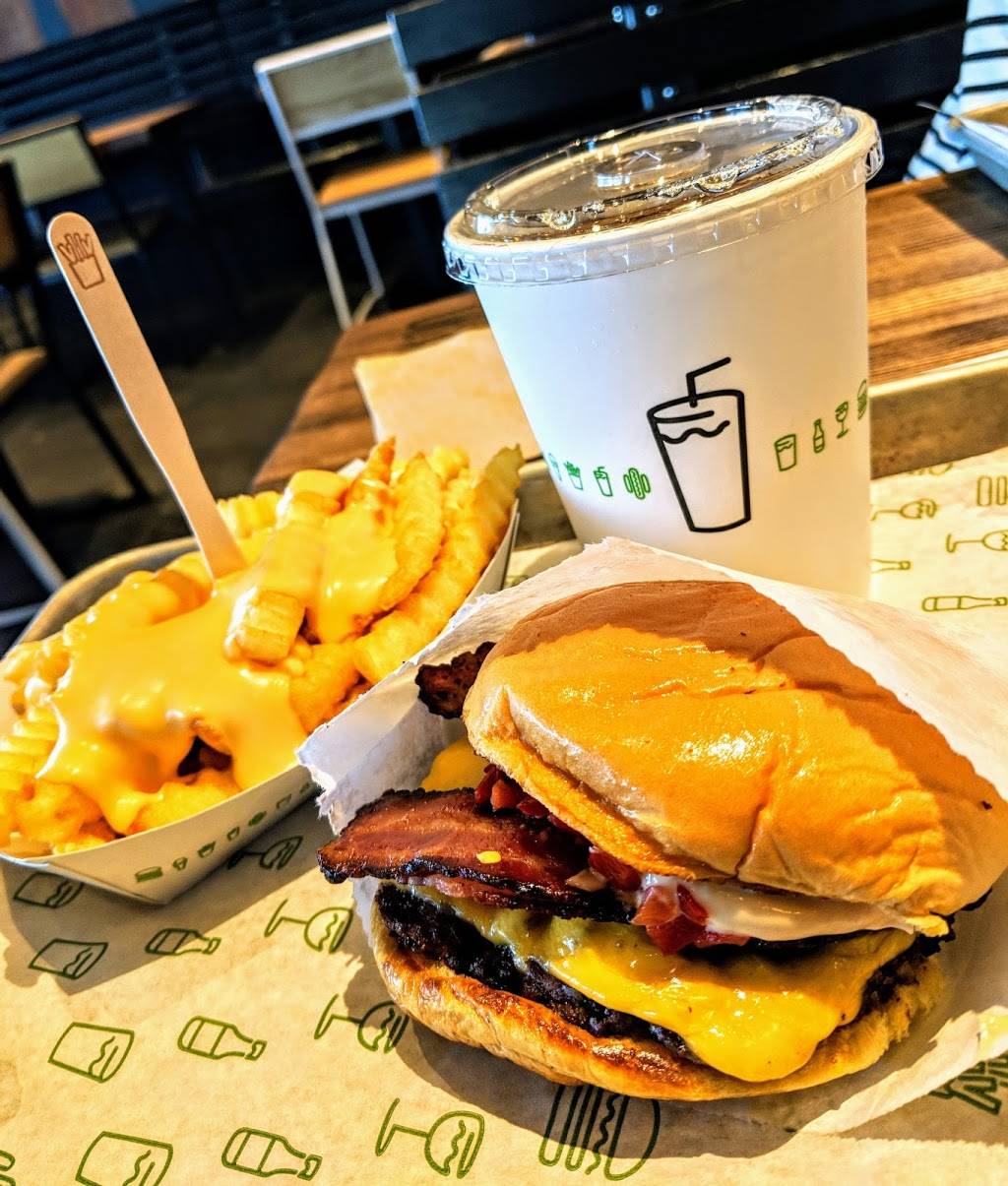 Shake Shack | restaurant | 7427 San Pedro Ave, San Antonio, TX 78216, USA | 2102774770 OR +1 210-277-4770