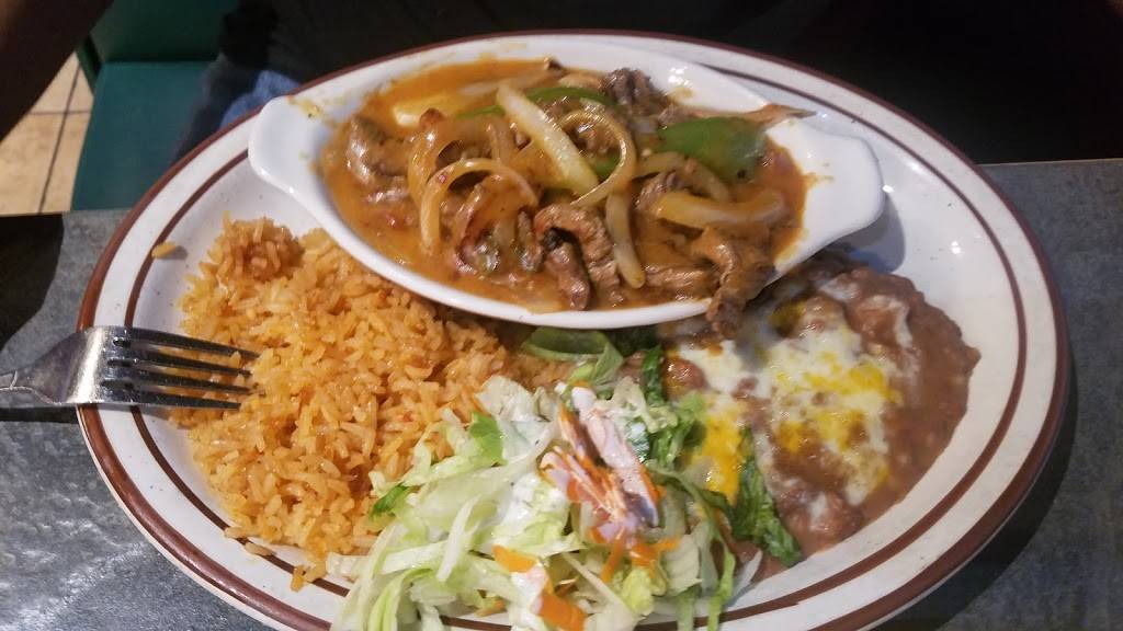 Rubens Restaurant | restaurant | 4500 Gosford Rd, Bakersfield, CA 93313, USA | 6614124761 OR +1 661-412-4761