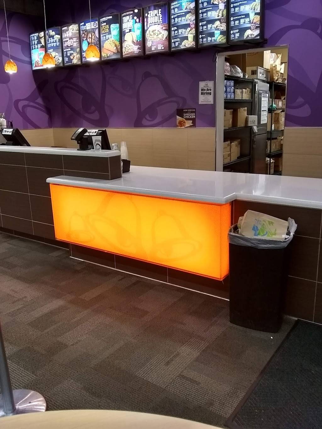 Taco Bell | restaurant | 800 W University Pkwy, Orem, UT 84058, USA | 8018636489 OR +1 801-863-6489
