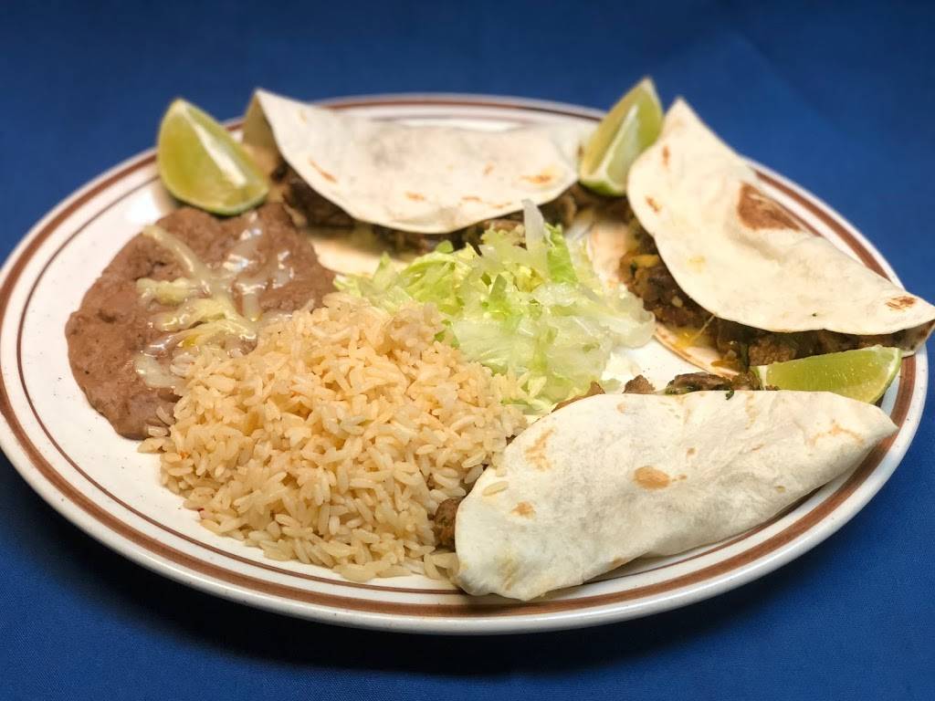 El Coyote Loco | restaurant | 3545 Merrick Rd, Seaford, NY 11783, USA | 5167859087 OR +1 516-785-9087
