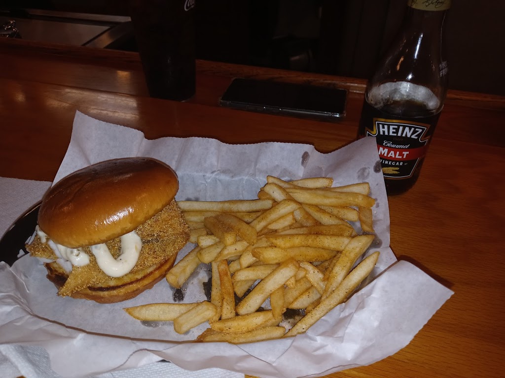 Bridgets Blarney Stone | restaurant | 207 Chapin St, Ivesdale, IL 61851, USA | 2175641002 OR +1 217-564-1002