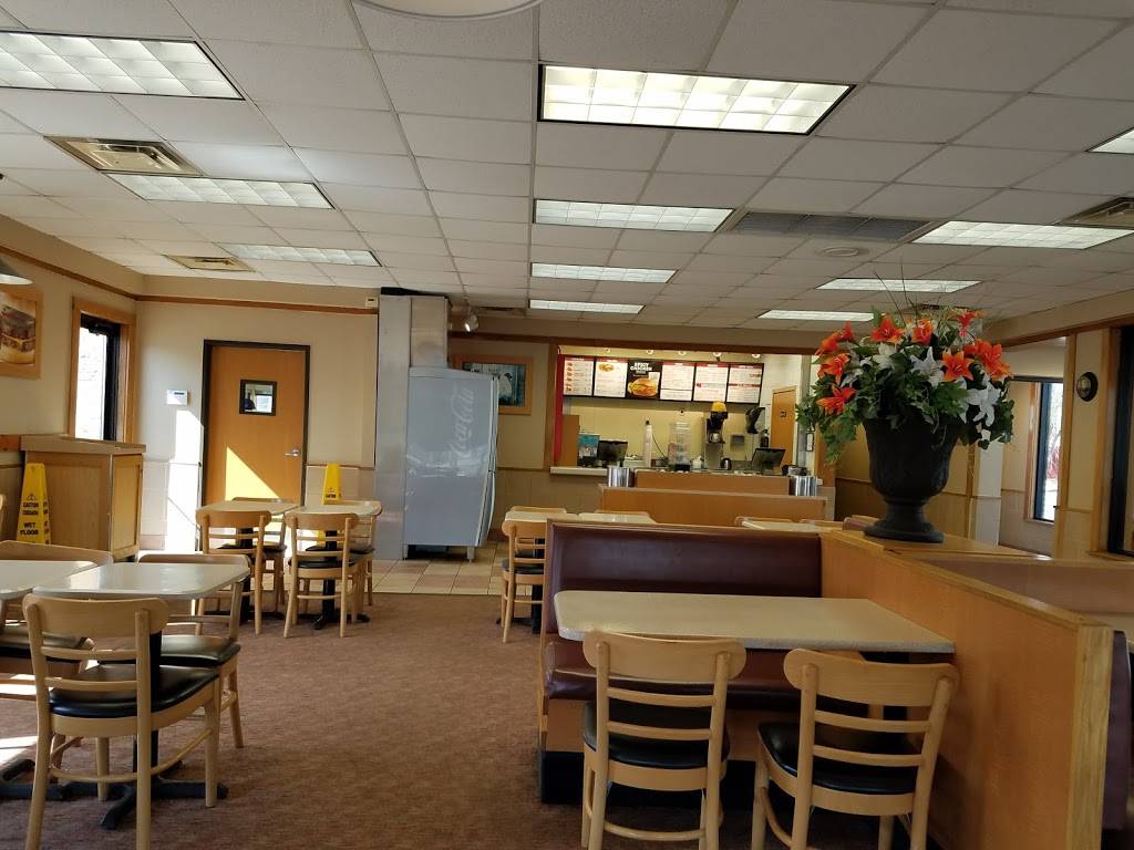 Wendys | restaurant | 11919 Perrin Beitel Rd, San Antonio, TX 78217, USA | 2106509250 OR +1 210-650-9250