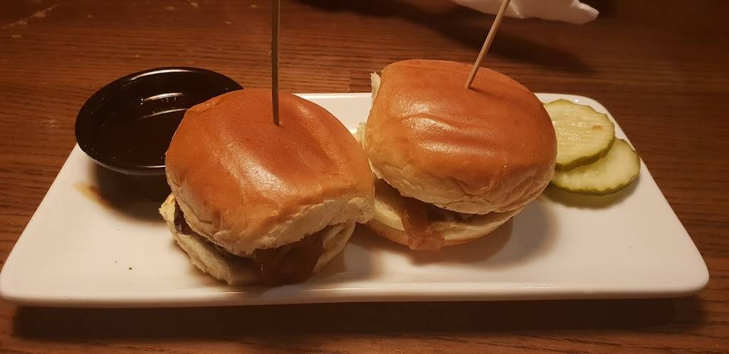 TGI Fridays | restaurant | 4921 Campbell Blvd, Nottingham, MD 21236, USA | 4109313090 OR +1 410-931-3090