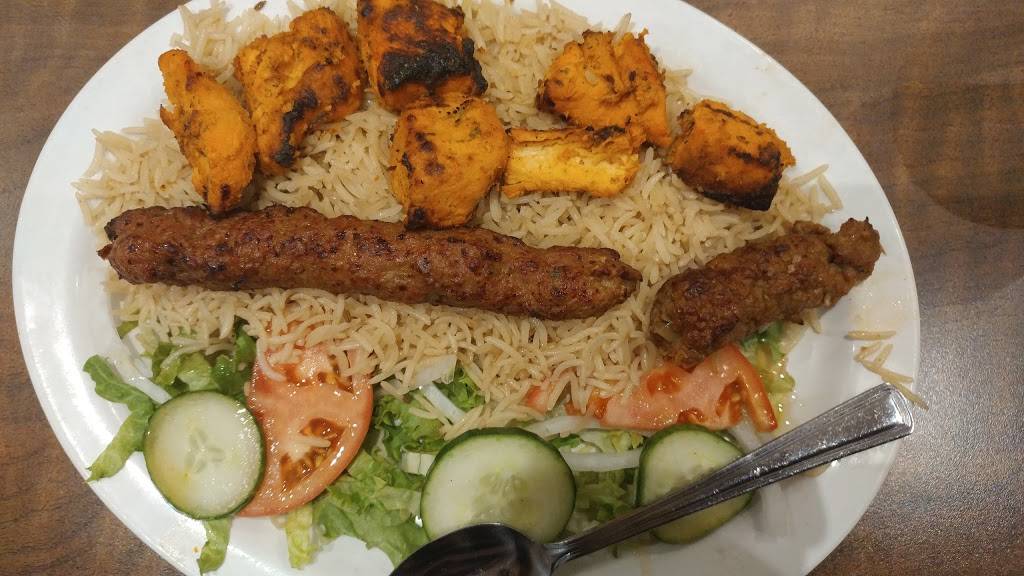 Cafe de Khan | restaurant | 6400 Millcreek Dr #13, Mississauga, ON L5N 6A3, Canada | 9058171881 OR +1 905-817-1881