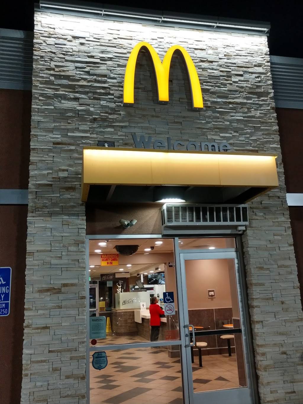 McDonalds | cafe | 10141 Magnolia Ave, Riverside, CA 92503, USA | 9516871703 OR +1 951-687-1703