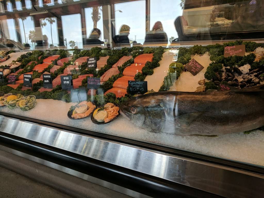 Bear Flag Fish Co. | restaurant | 21058 Pacific Coast Hwy #124, Huntington Beach, CA 92648, USA | 7143740558 OR +1 714-374-0558