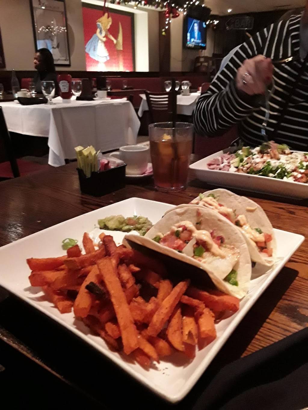 Madhatter | restaurant | 1319 Connecticut Ave NW, Washington, DC 20036, USA | 2028331495 OR +1 202-833-1495