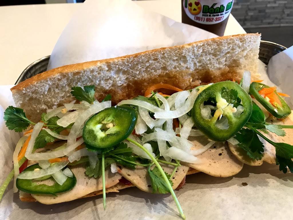 Banh Mi | restaurant | 3429 W Florida Ave, Hemet, CA 92545, USA | 9516523327 OR +1 951-652-3327