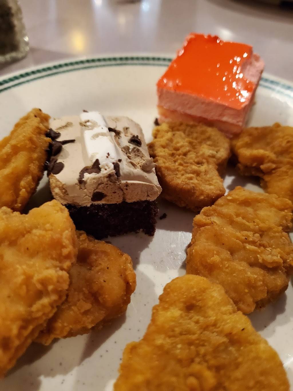 China Buffet | restaurant | 7451 W 10th St, Indianapolis, IN 46214, USA | 3172738899 OR +1 317-273-8899