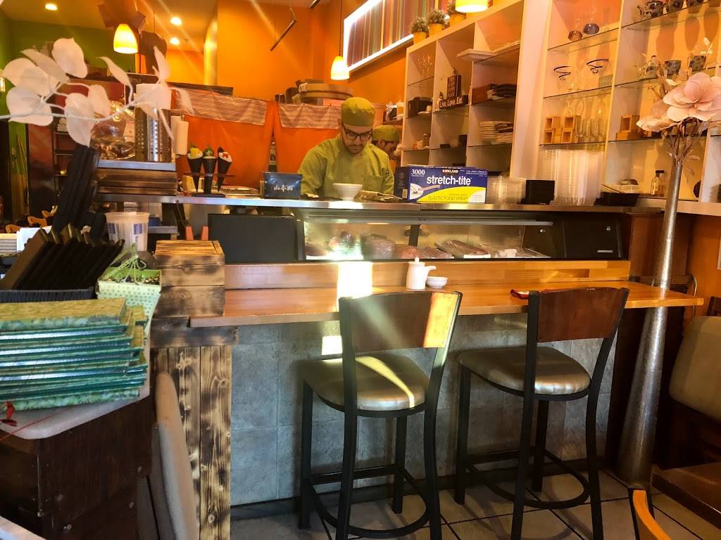 Rollapalooza | restaurant | 3344 N Halsted St, Chicago, IL 60657, USA | 7732816400 OR +1 773-281-6400