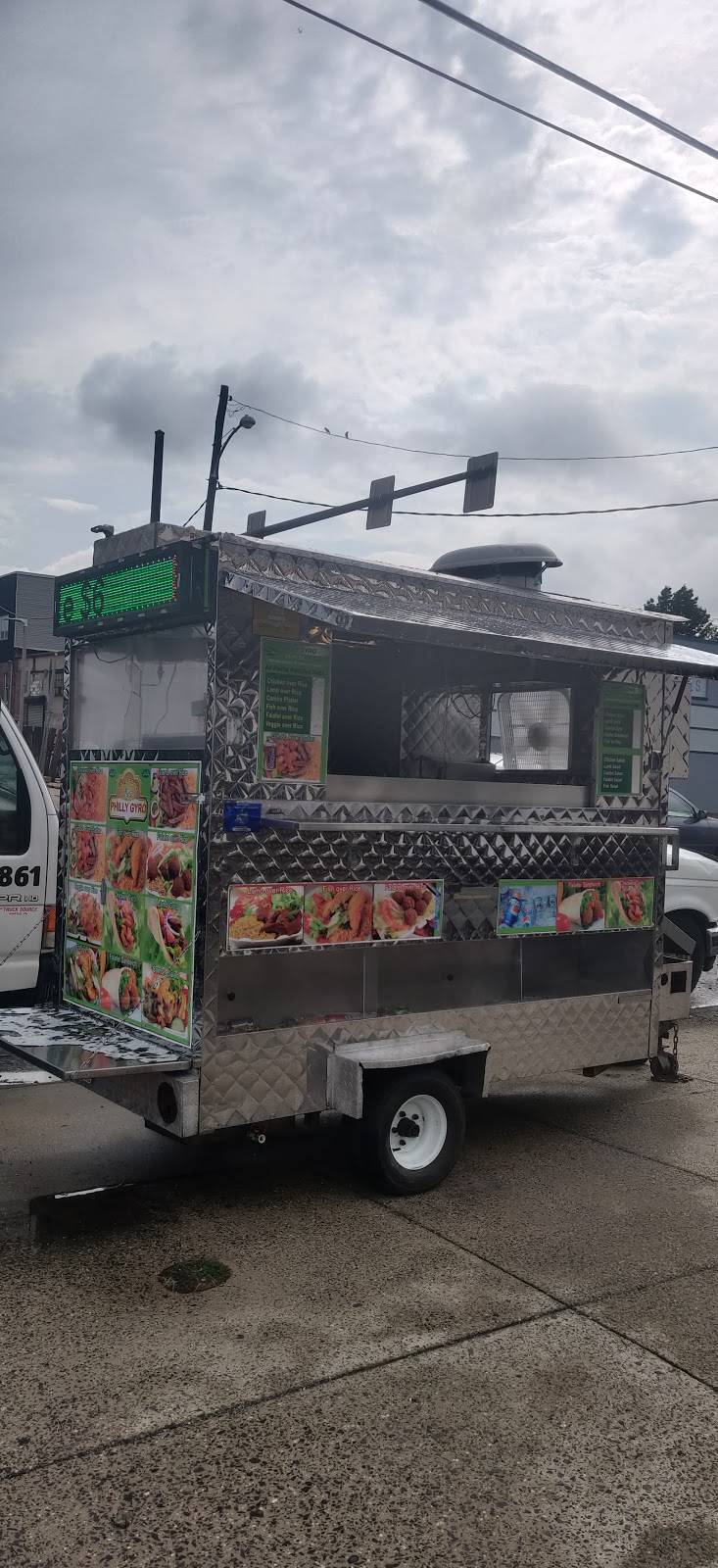 Phillys Halal Gyro | restaurant | Aramingo Avenue &, E York St, Philadelphia, PA 19125, USA | 2157895309 OR +1 215-789-5309