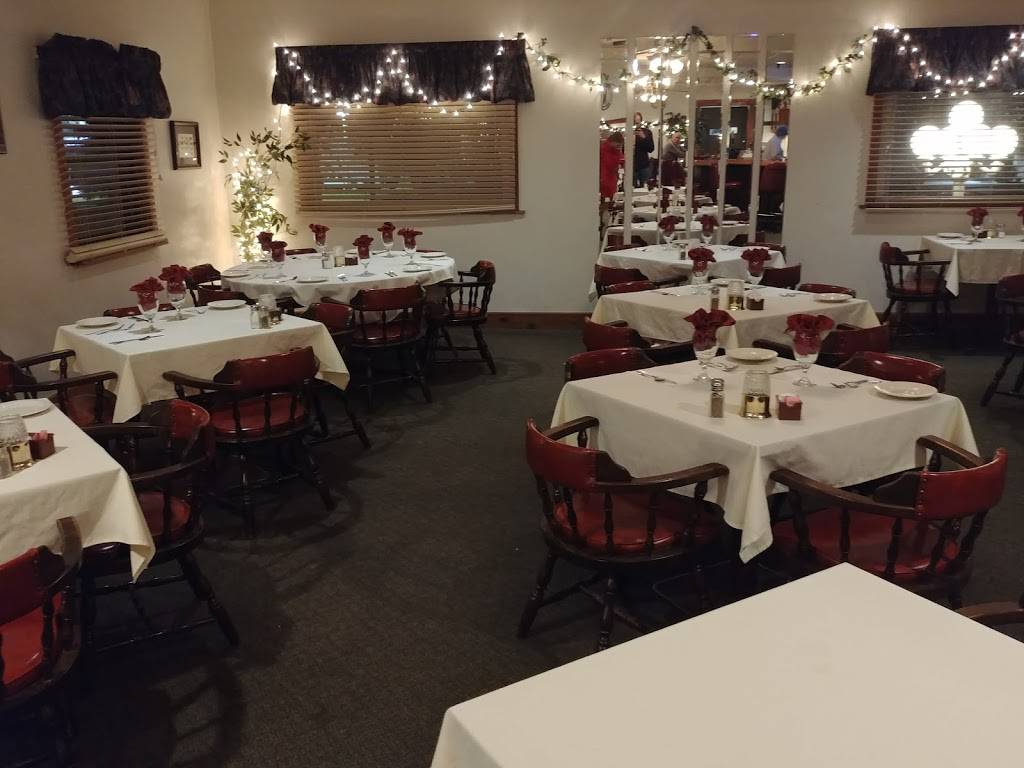 Mahles Restaurant and Lounge | restaurant | 24945 Detroit Rd, Westlake, OH 44145, USA | 4408996602 OR +1 440-899-6602