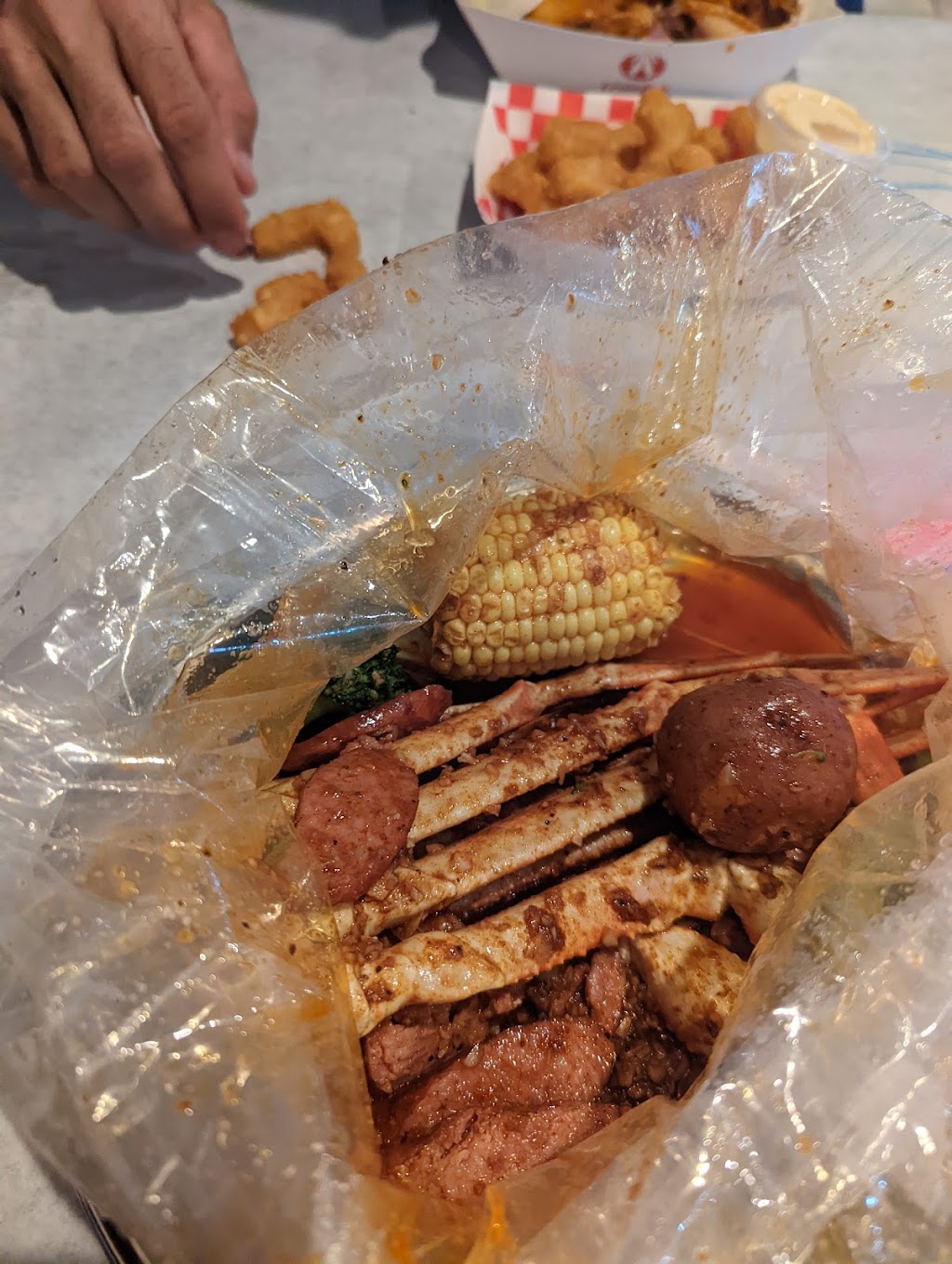 The Saucy Crawfish Seafood Wings and Bar | restaurant | 926 E Fowler Ave, Tampa, FL 33612, USA | 8135787906 OR +1 813-578-7906