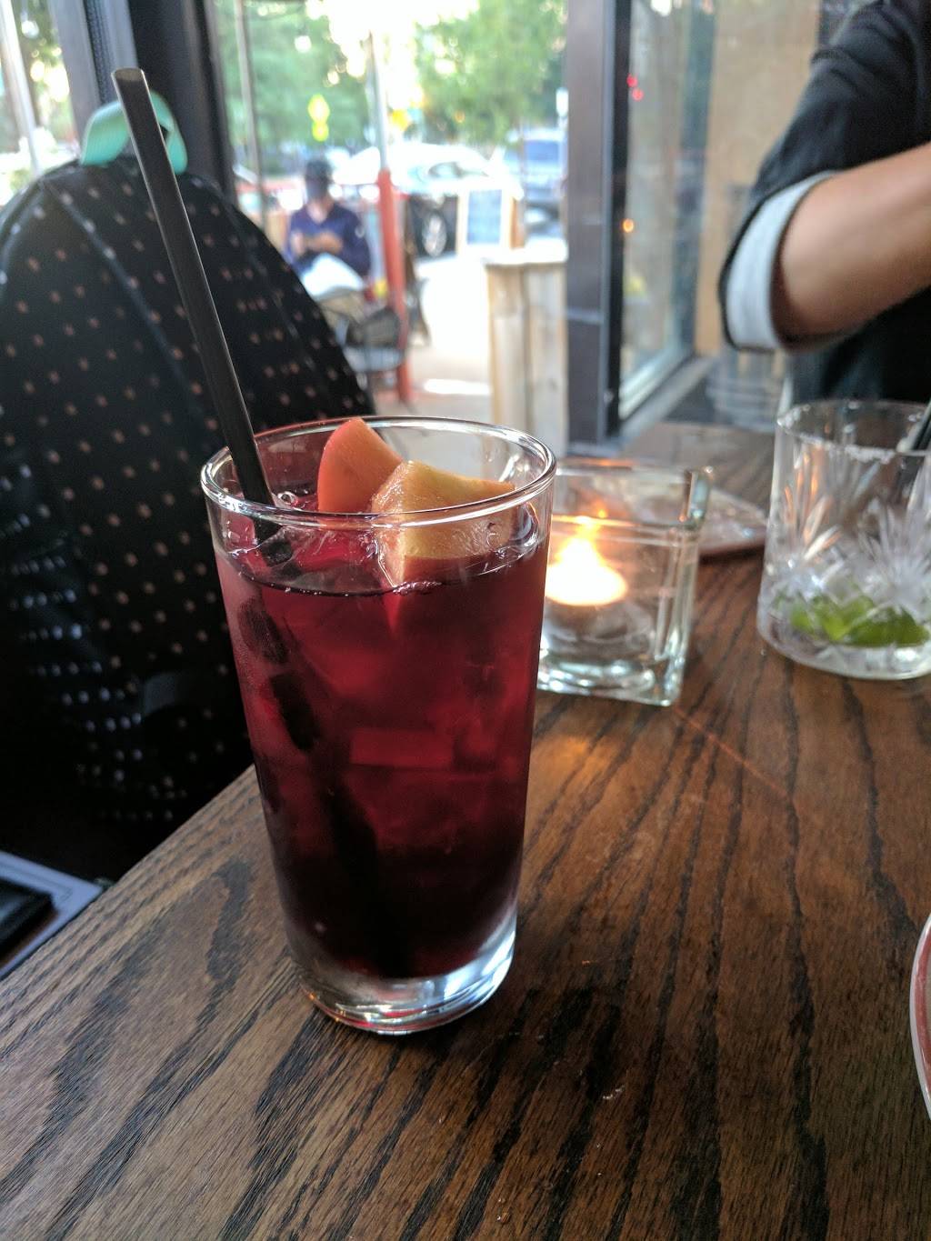 Azucar Tapas | restaurant | 2647 N Kedzie Ave, Chicago, IL 60647, USA | 7734866464 OR +1 773-486-6464