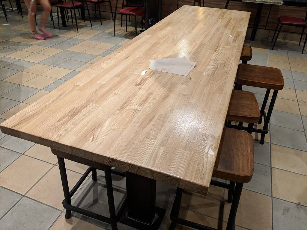 Panda Express | meal takeaway | 2371 Foothill Blvd, La Verne, CA 91750, USA | 9093928828 OR +1 909-392-8828