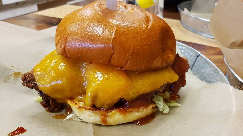 Chuck Wagon | restaurant | 201-B Ives Rd, Wallingford, CT 06492, USA | 2036784395 OR +1 203-678-4395