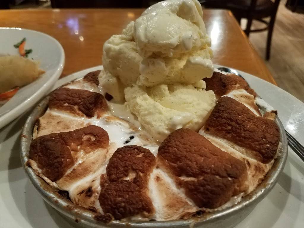 BJs Restaurant & Brewhouse | restaurant | 107 South First Street, Burbank, CA 91502, USA | 8185570881 OR +1 818-557-0881