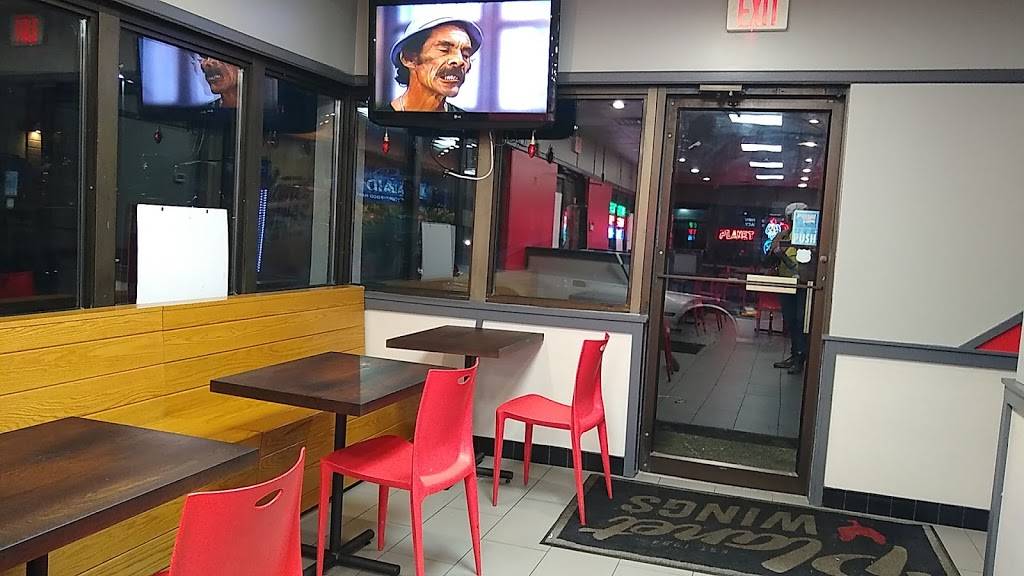 Planet Wings | restaurant | 668 Broadway, Newburgh, NY 12550, USA | 8455623000 OR +1 845-562-3000