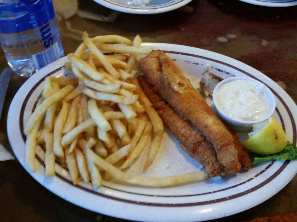 Steves Family Diner | restaurant | 2900 S Washington Ave, Titusville, FL 32780, USA | 3212683011 OR +1 321-268-3011