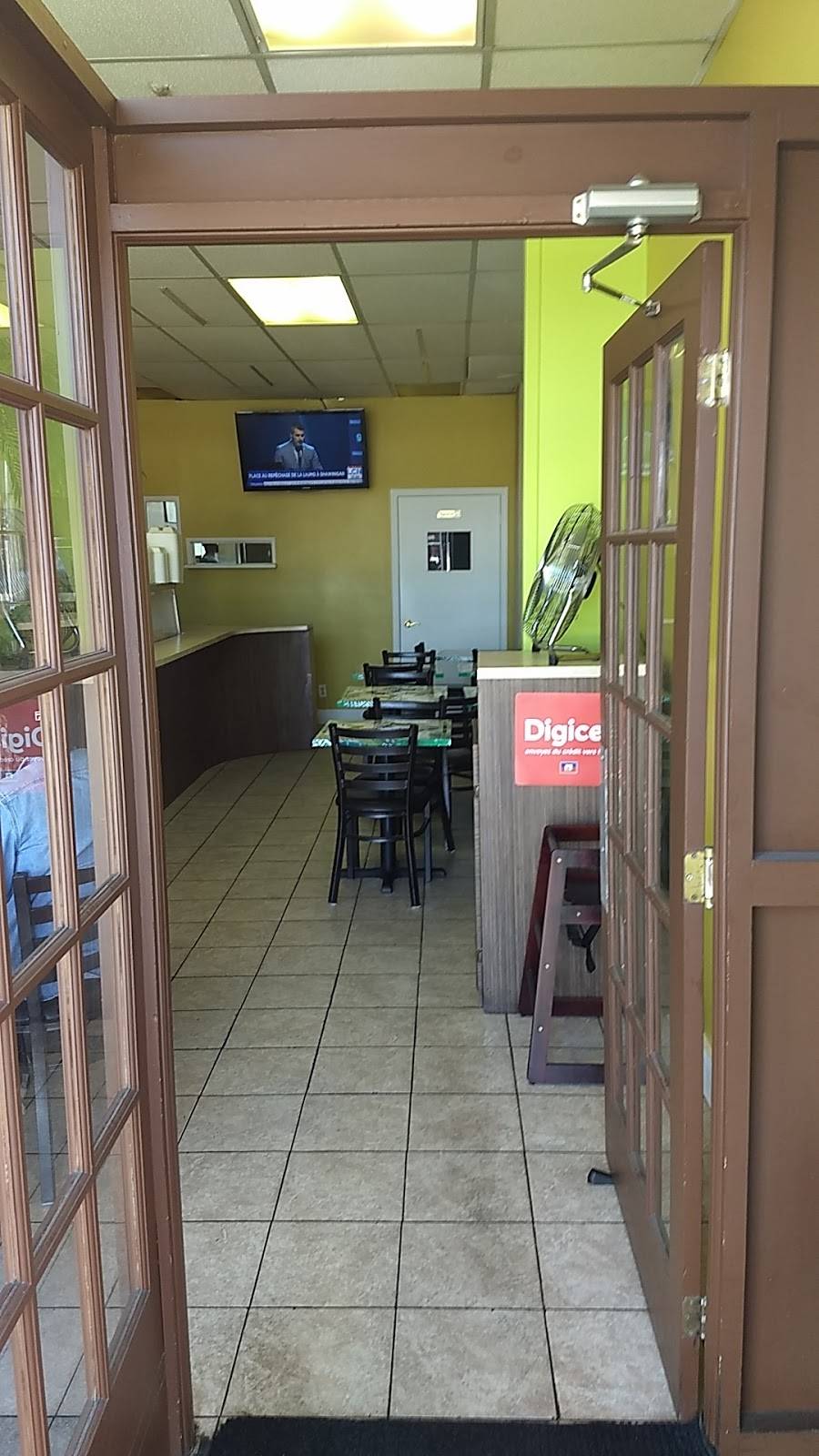 Sous Le Palmier | restaurant | 2038 Rue Lapierre, LaSalle, QC H8N 2S2, Canada | 5145953444 OR +1 514-595-3444