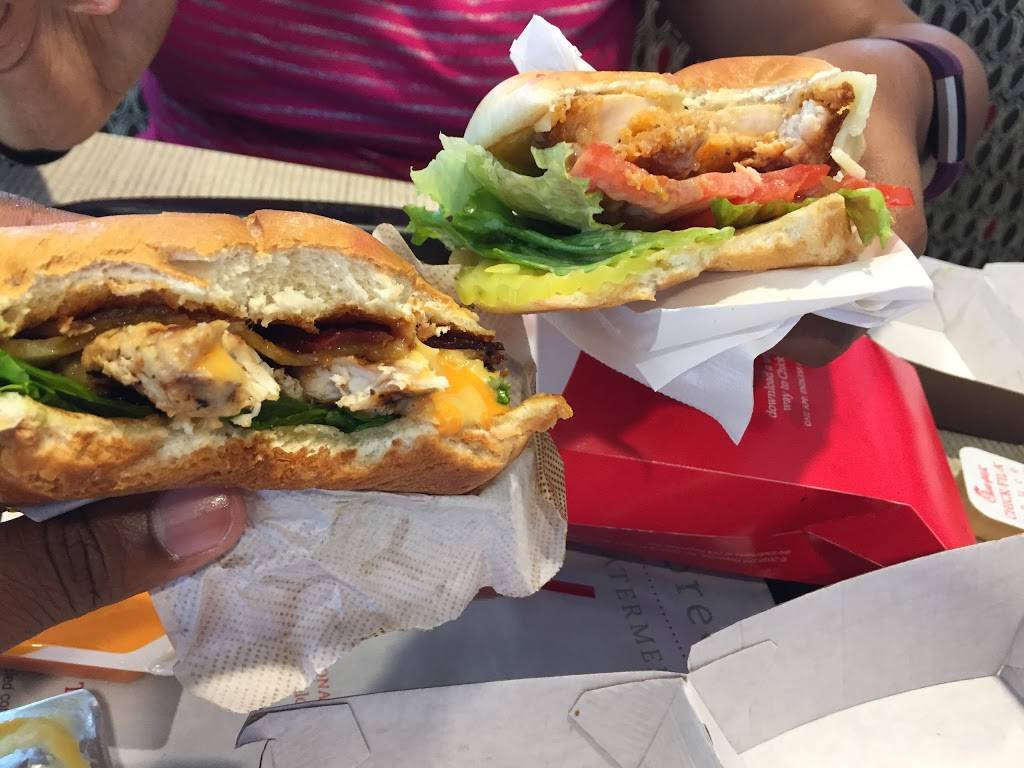 Chick-fil-A | restaurant | 1545 Edgeknoll Dr SE, Grand Rapids, MI 49508, USA | 6166566000 OR +1 616-656-6000